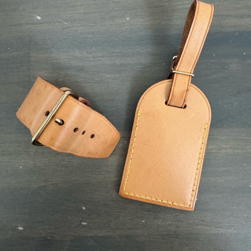 Louis Vuitton Brown Leather Luggage Tag and Belt